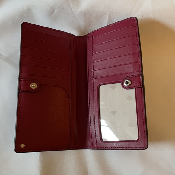 Kate Spade Wallet - Picture 3 of 3